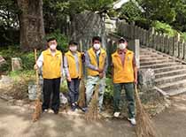 松山城東ライオンズクラブ松山城登城道ボランティア清掃①