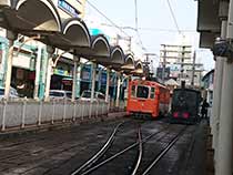 坊っちゃん列車と市内電車A